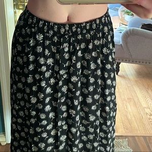 VINTAGE NAPA VALLEY button down black & white floral skirt
